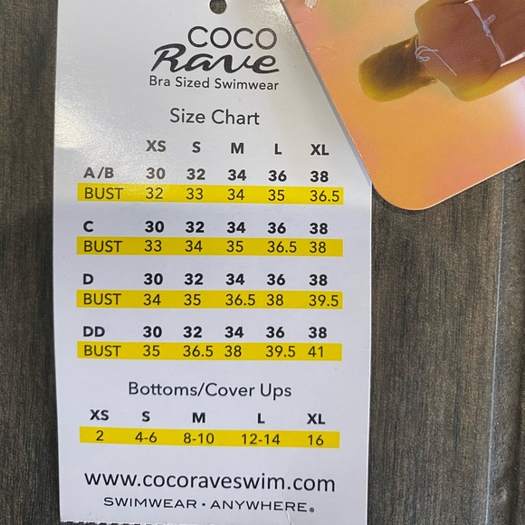 Black and White Bikini Top Medium - Picture 9 of 9